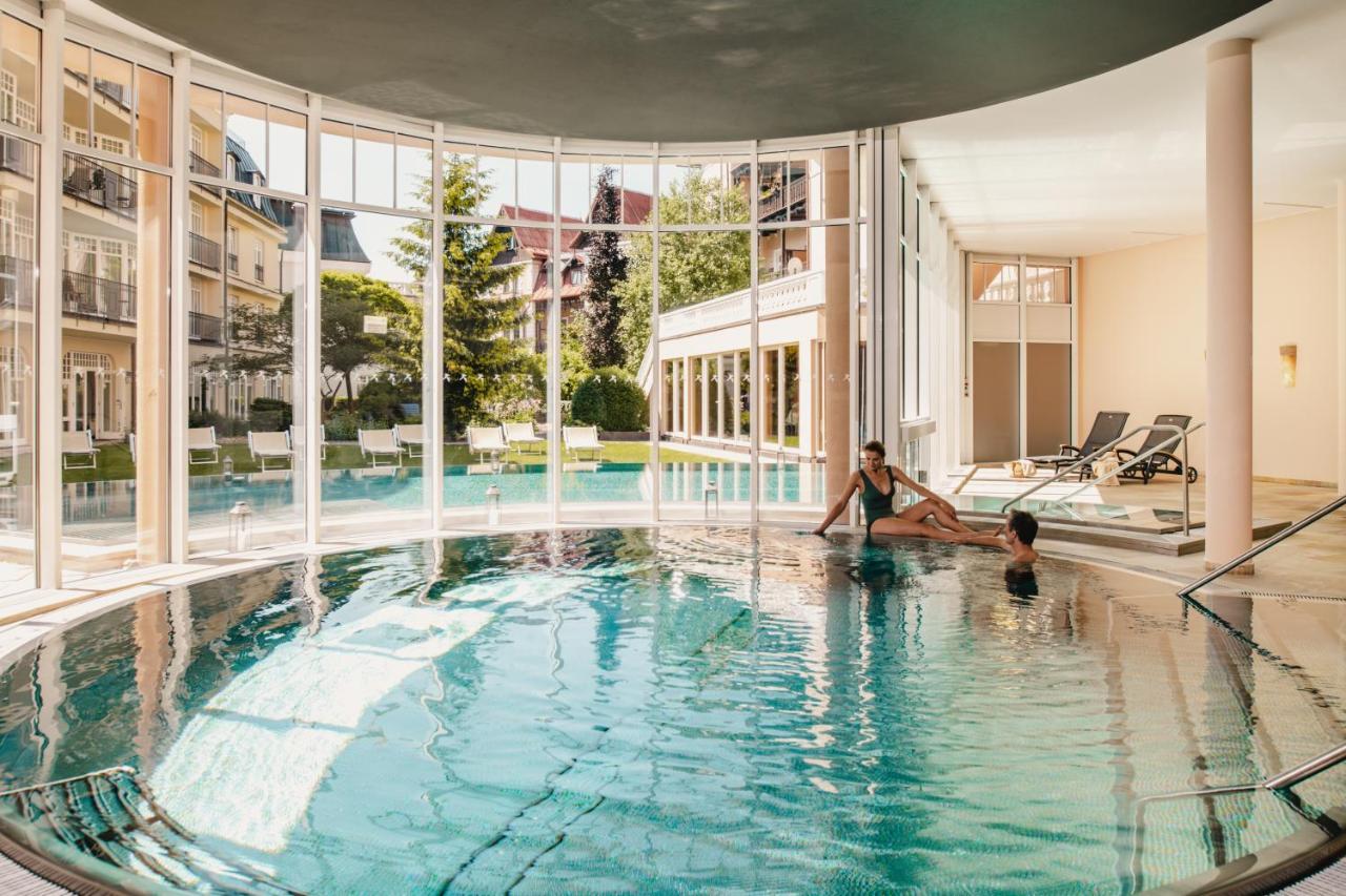 Falkensteiner Spa Resort Marianske Lazne Luaran gambar The indoor swimming pool