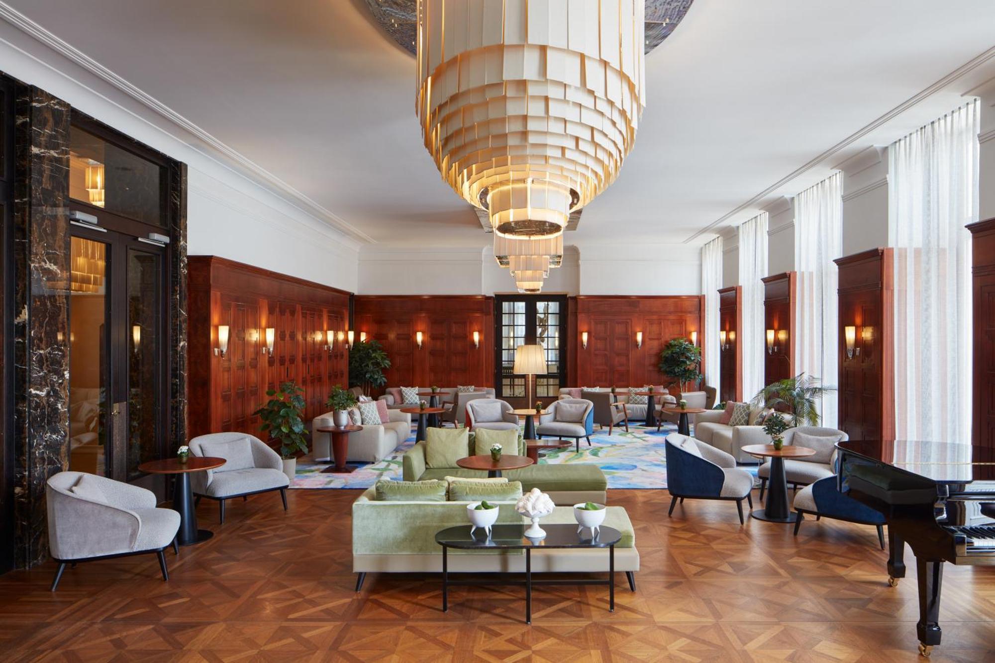 Falkensteiner Spa Resort Marianske Lazne Luaran gambar The hotel's lobby
