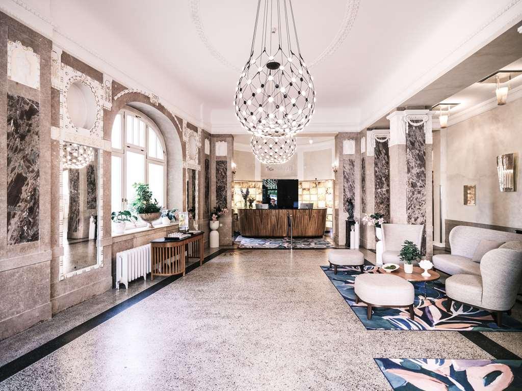 Falkensteiner Spa Resort Marianske Lazne Dalaman gambar The lobby of the hotel
